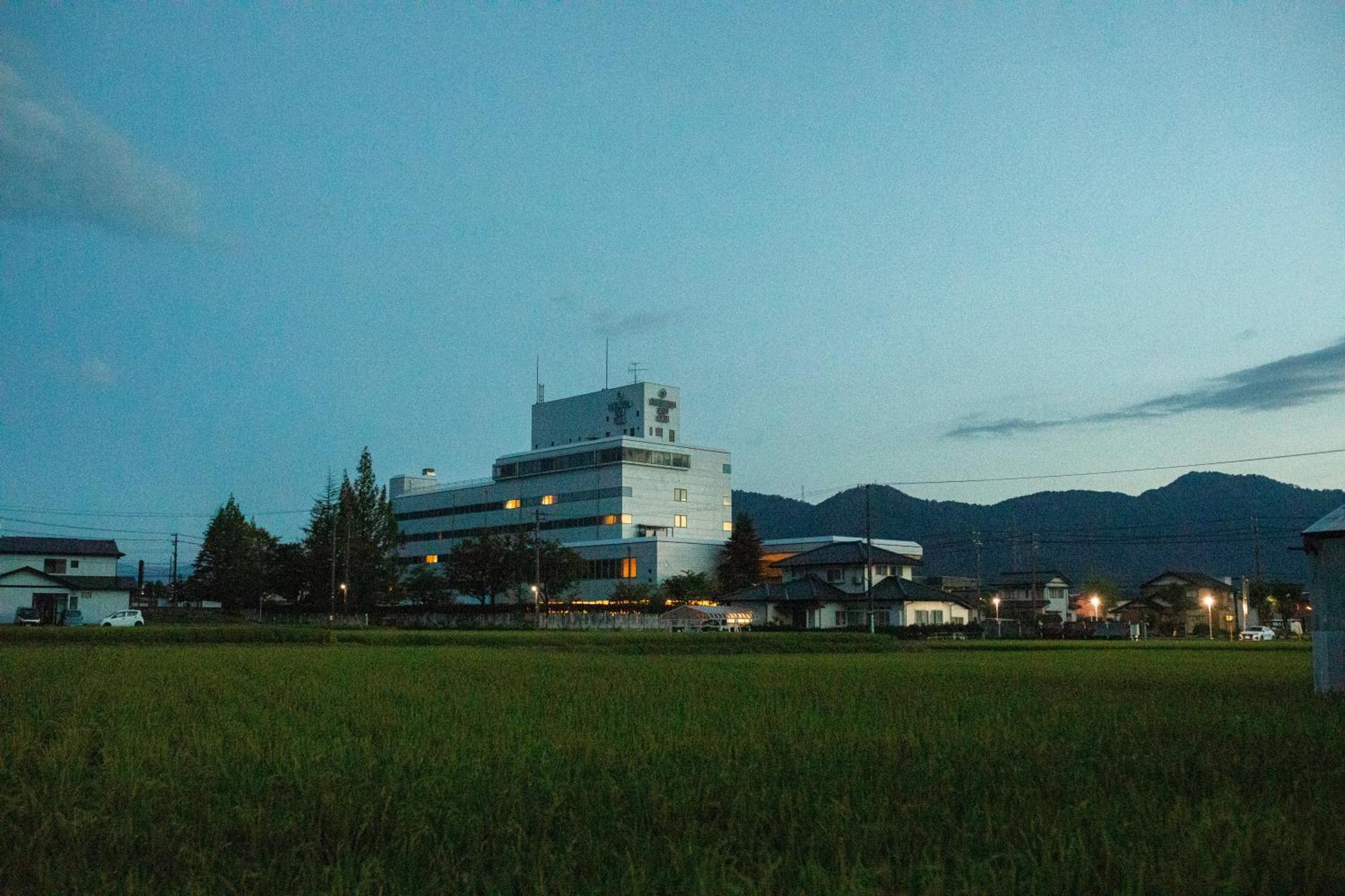 Katsuyama New Hotel Dış mekan fotoğraf